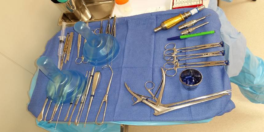 ابزار جراحی کرانیوتومی
